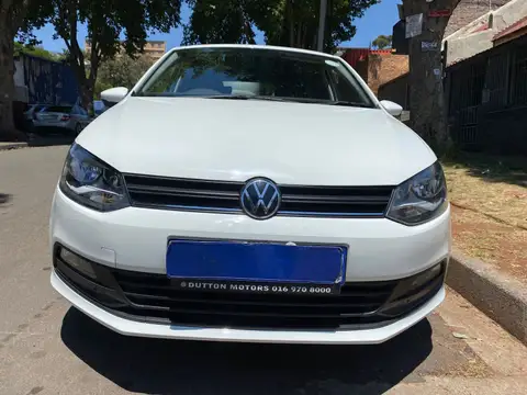 Volkswagen Polo Vivo Comfortline 