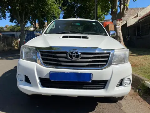 Toyota Hilux Single Cab Raider 4x2 either Canopy 