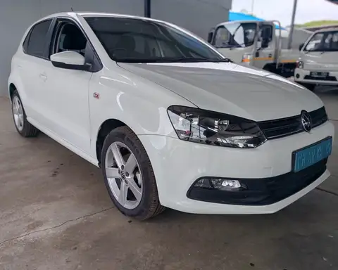 Volkswagen Polo Vivo 1.6 Hatch Highline 5 Door 