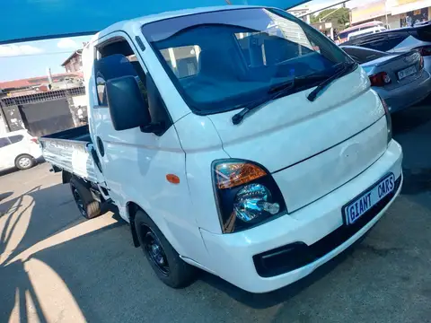 Hyundai H100