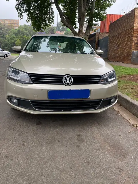 Volkswagen Jetta 1.4 Tdi Automatic 