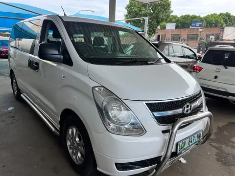 Hyundai H-1 VAN