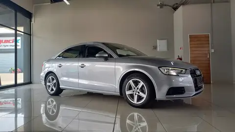Audi A3 1.4 (110 kW) T FSi S 