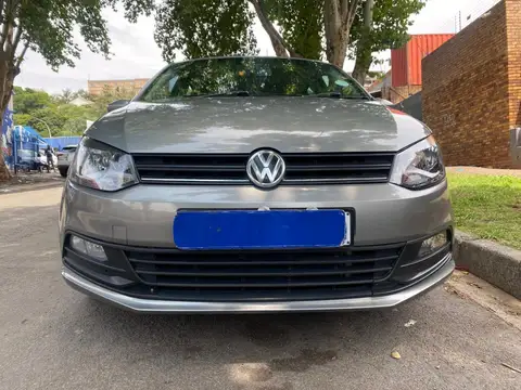 Volkswagen Polo Vivo 1.4 Comfortline 