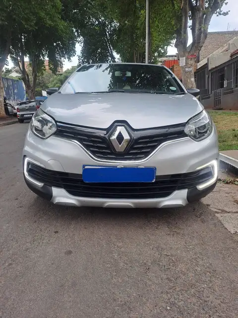 Renault Captur 1.0T Turbo