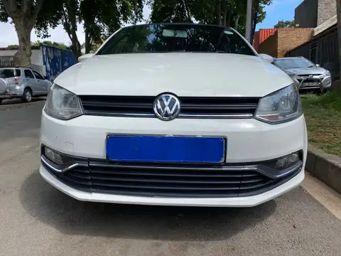 Volkswagen Polo Tsi 1.2 Comfortline with leath