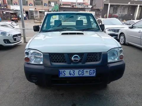Nissan Hardbody 2.5