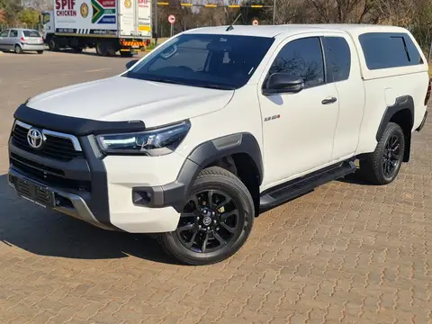Toyota Hilux 2.8 GD-6 RB Legend Extra Cab A