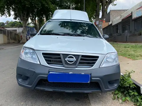 Nissan NP200 1.6 with Canopy Aircon 