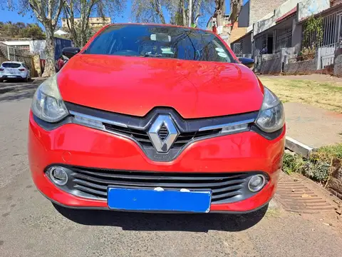 Renault Clio 900T Turbo 