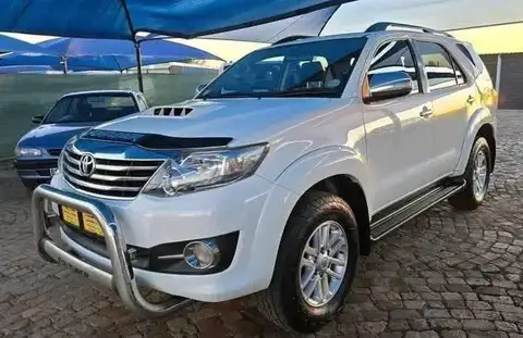 Toyota Fortuner 3.0D-4D 4x2 