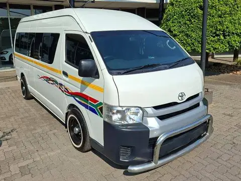 Toyota Quantum 2.5 D-4D Sesfikile 16-Seater