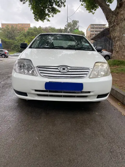 Toyota Corolla 1.6 Big Boot