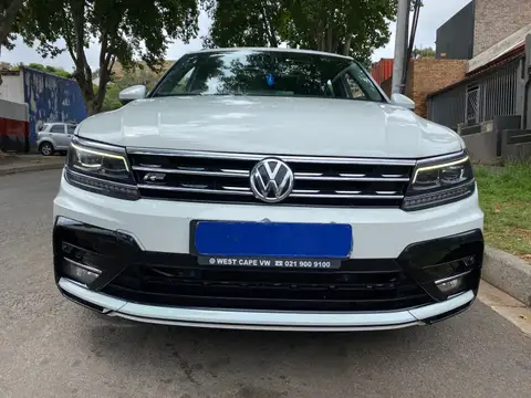 Volkswagen Tiguan 1.5 Rline with sunroof Auto