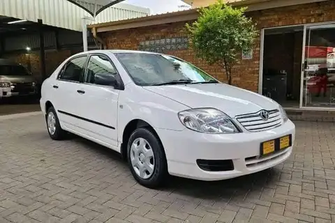 Toyota Corolla 140i GLE