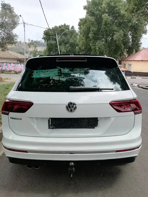 Volkswagen Tiguan RLINE