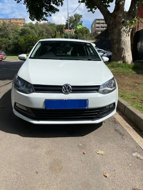 Volkswagen Polo Vivo 1.4 Sedan 