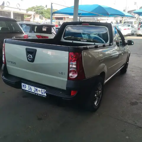 Nissan NP200 1.6