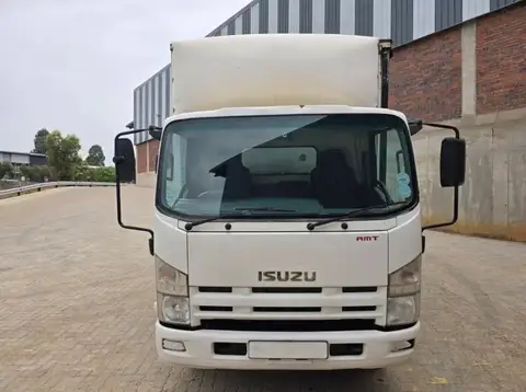 Isuzu NMR 400 AMT