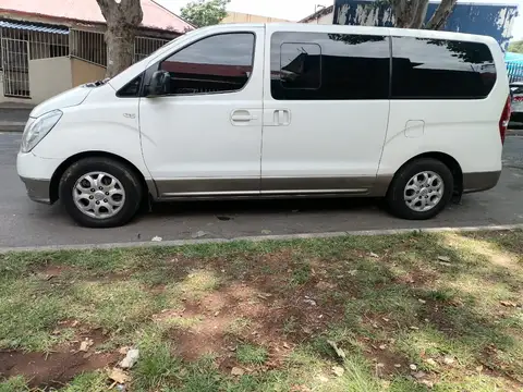 Hyundai H-1 VAN