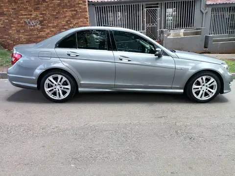 Mercedes Benz C-Class C200 AMGLINE