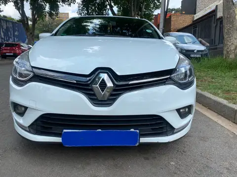 Renault Clio 900T⁶