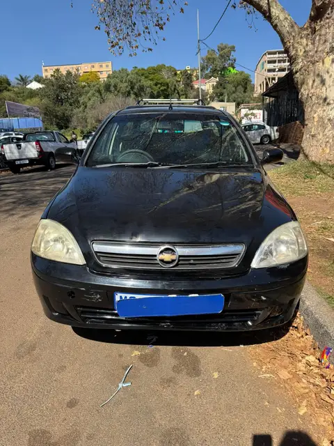 Chevrolet Corsa Utility 1.4 with Canopy 
