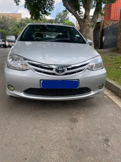 Toyota Etios 1.5 Sedan 