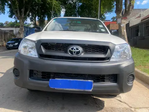 Toyota Hilux Single Cab Raider 2.5 D4D 4x2 with Canopy 