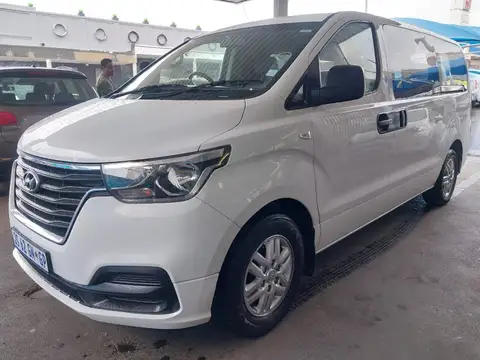 Hyundai H-1 VAN