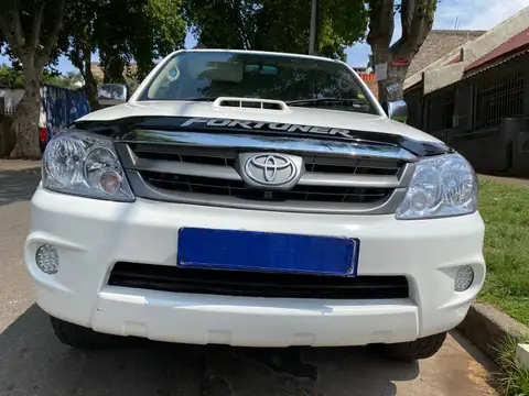 Toyota Fortuner 3.0 D4D 4x2 