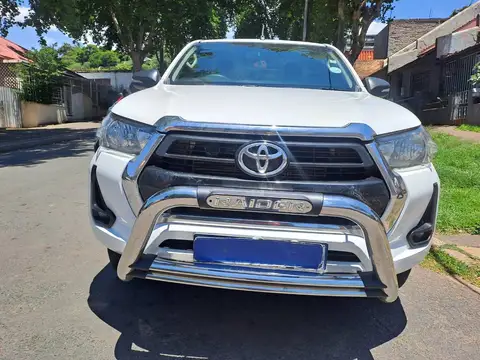 Toyota Hilux Single Cab GD-6 RB Raider 2.4 GD6 4x2