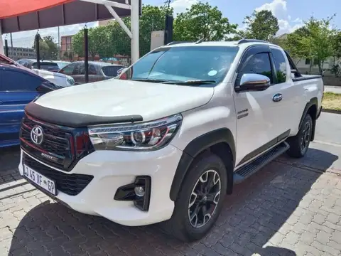 Toyota Hilux 2.8GD-6 Xtra Cab 4x4 Legend 50