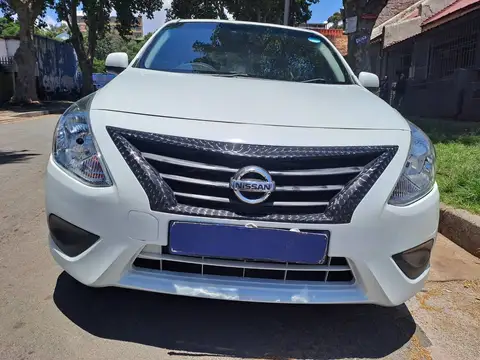 Nissan Almera 1.5 Sedan 