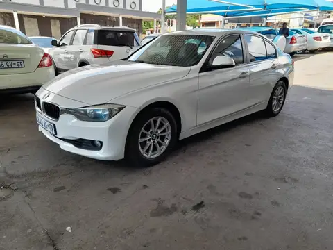 BMW 3 Series 320i