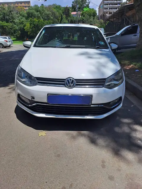Volkswagen Polo Polo 6 1.4 Comfortline 