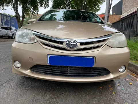 Toyota Etios 1.5 Sedan 