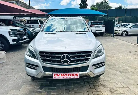 Mercedes Benz ML-Class ML350 V6 Tech 4x2