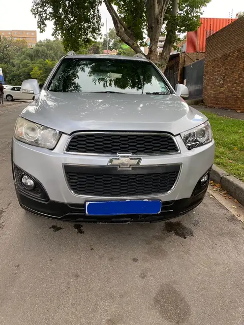 Chevrolet Captiva 2.4 LT with 7 seats Automatic 