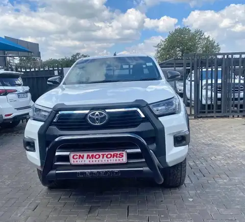 Toyota Hilux 2.8GD-6 Extra Cab 