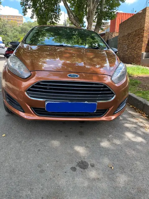 Ford Fiesta 1.4 Ambiente 