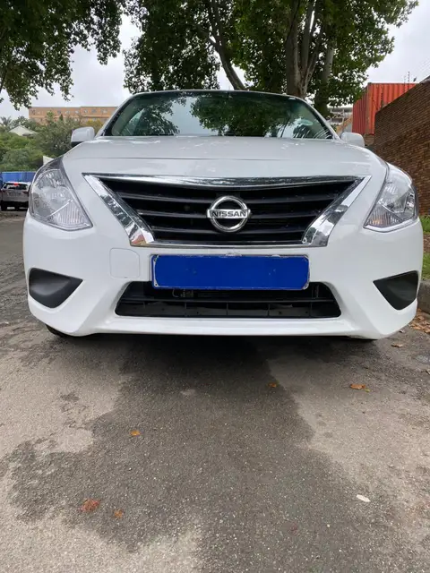 Nissan Almera 1.5 Sedan 