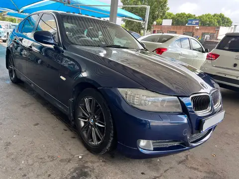 BMW 3 Series 323i