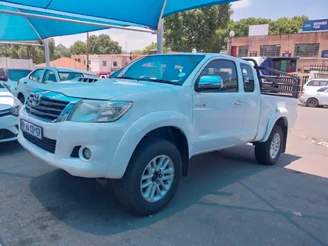 Toyota Hilux Single Cab Raider