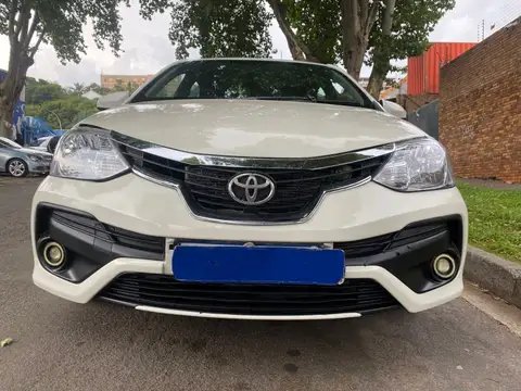 Toyota Etios 1.5 Hatchback 