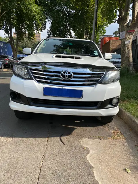 Toyota Fortuner 3.0 D4D 4x2 Automatic 