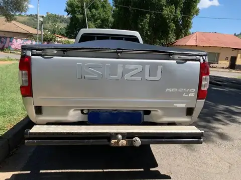 Isuzu KB 240 LE