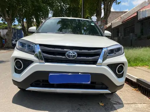 Toyota Urban Cruiser 1.5 XS Leather seats Manual 