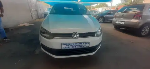 Volkswagen Polo Vivo C/L