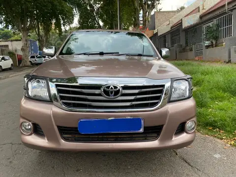 Toyota Hilux 2.5 D4D Lowrider